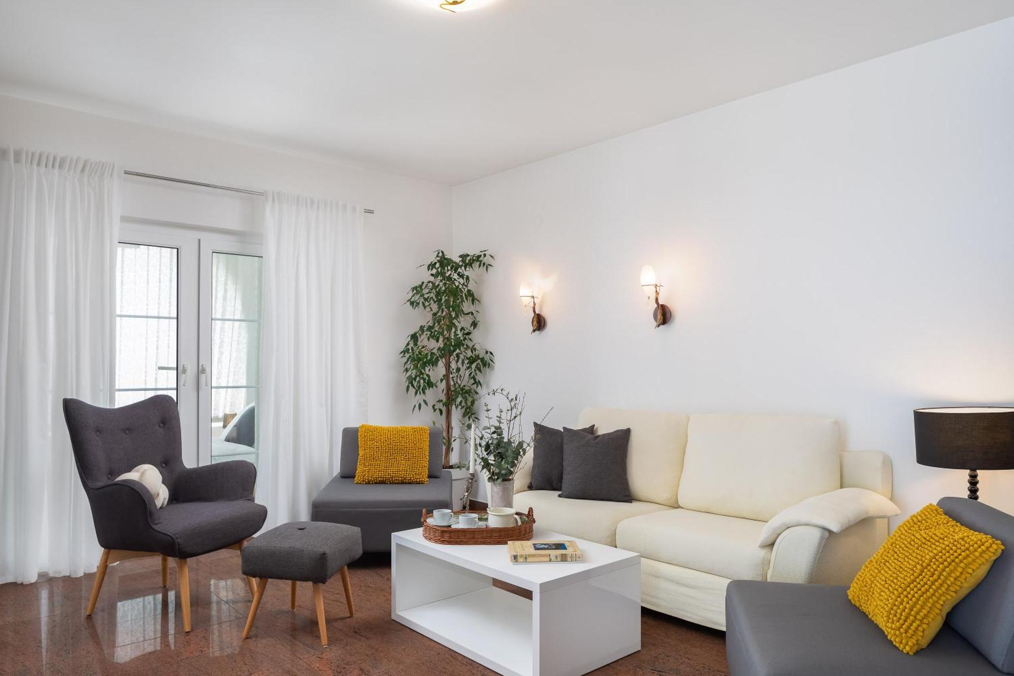 Apartments Tihi III Vodice Luaran gambar